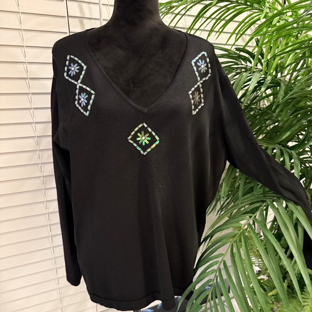 LIMITED TIME:  3 FOR $30 SAN LOUIS PARIS TUNIC LARGE